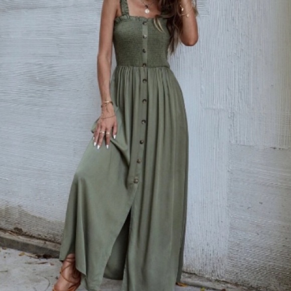 Boho shirred button through maxi dress - Picture 5 of 6